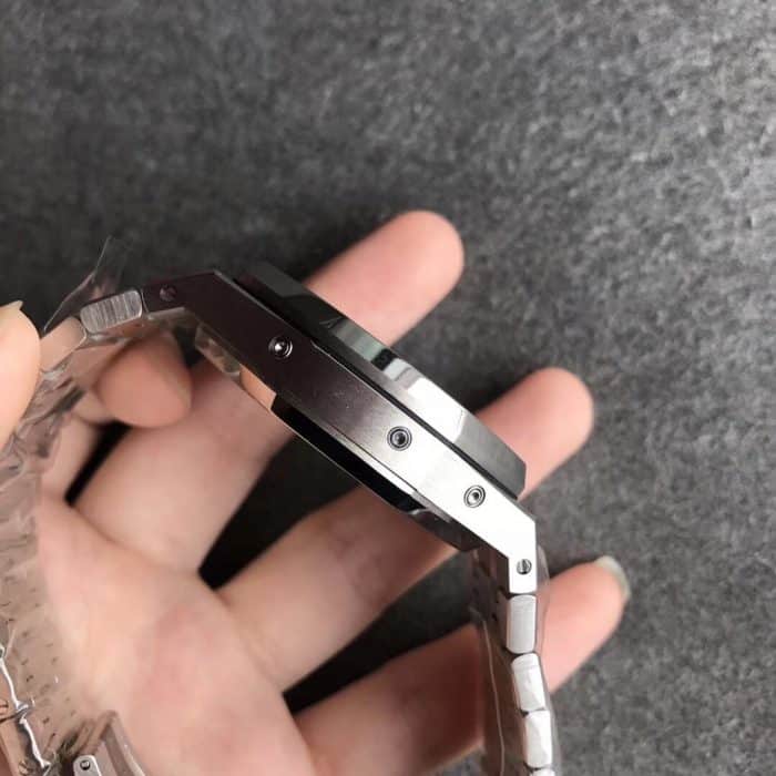 JF厂爱彼皇家橡树26574多功能日历星期月份月相全自动机械复刻表侧面图