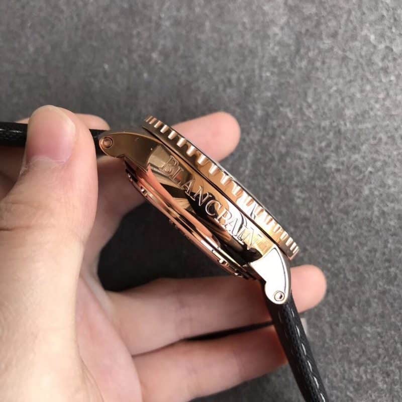 宝珀50噚动显陀飞轮升级版复刻表侧面图