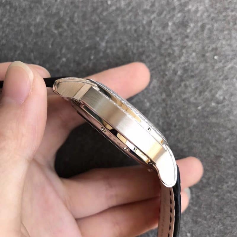 V9厂爱彼千禧系列15350镂空机械玫瑰金黑色真皮镶钻侧面图