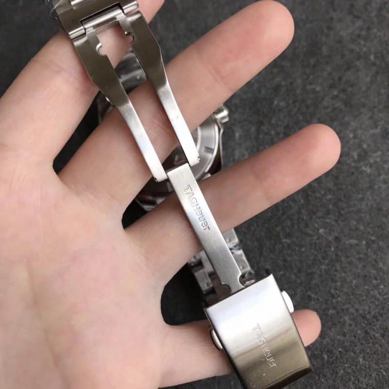 GS厂泰格豪雅競潛系列300M英超联赛特别款深灰白刻度外圈表扣图