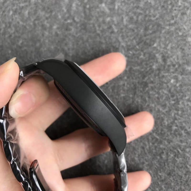 JB厂劳力士Label Noir蚝式陀飞轮顶级复刻表侧面图
