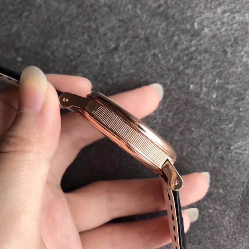 宝玑传世复刻系列镂空飞轮机械手表侧面图