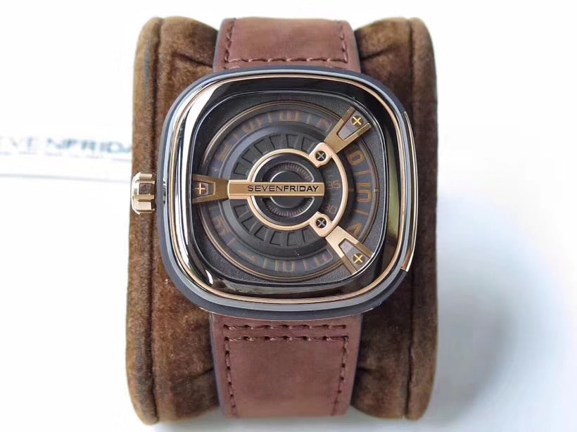 Sevenfriday-M2/02撞击灵魂工业元素自动机械男表实拍正面图