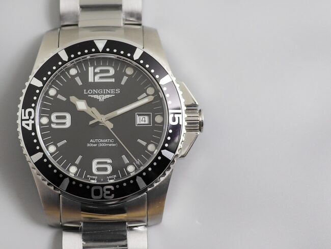 浪琴康卡斯潜水系列L3.741.4.96.6腕表细节图