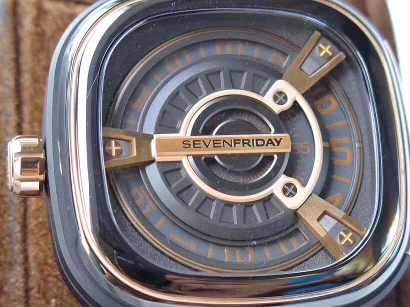 Sevenfriday-M2/02撞击灵魂工业元素自动机械男表实拍细节图