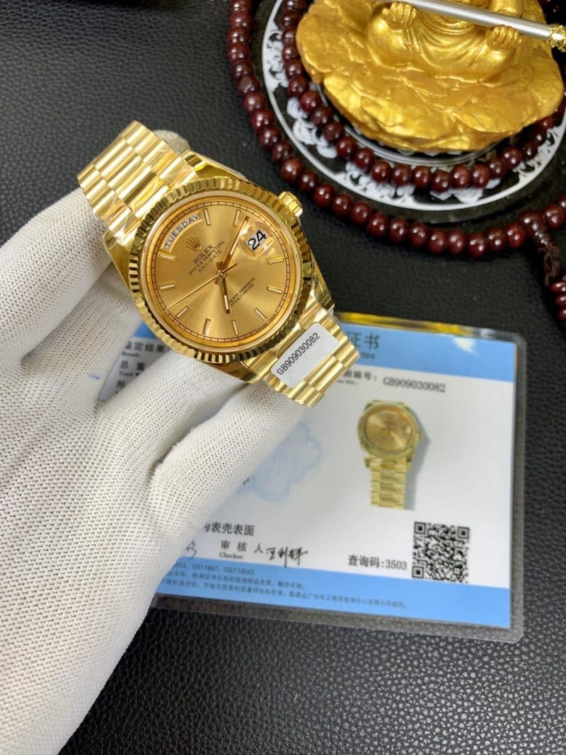 真金复刻劳力士日志型18k包金 男士机械腕表正面图