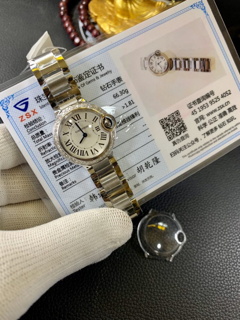 卡地亚蓝气球女表28mm 镶南非真钻正面图