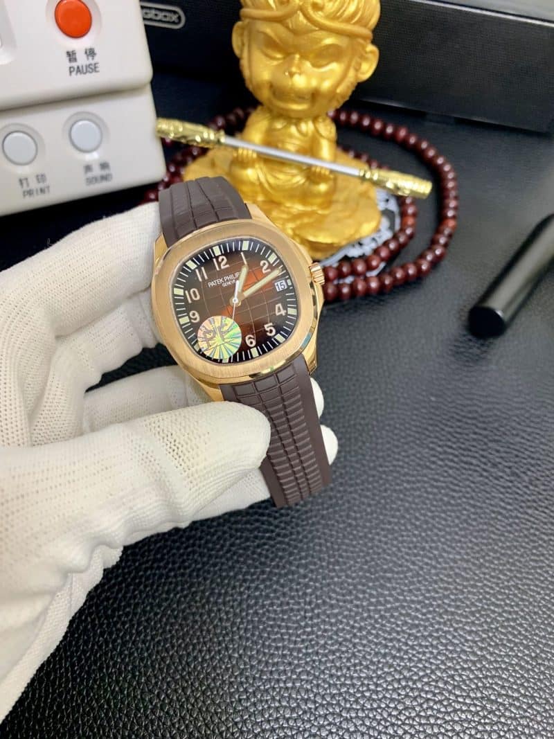 真金百达翡丽金表手雷复刻AQUANAUT系列5167R-001男表正面图