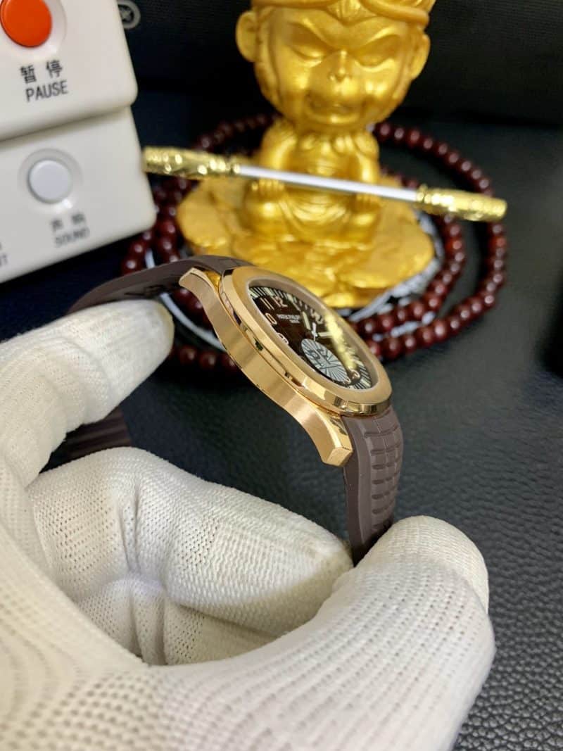 真金百达翡丽金表手雷复刻AQUANAUT系列5167R-001男表侧面图