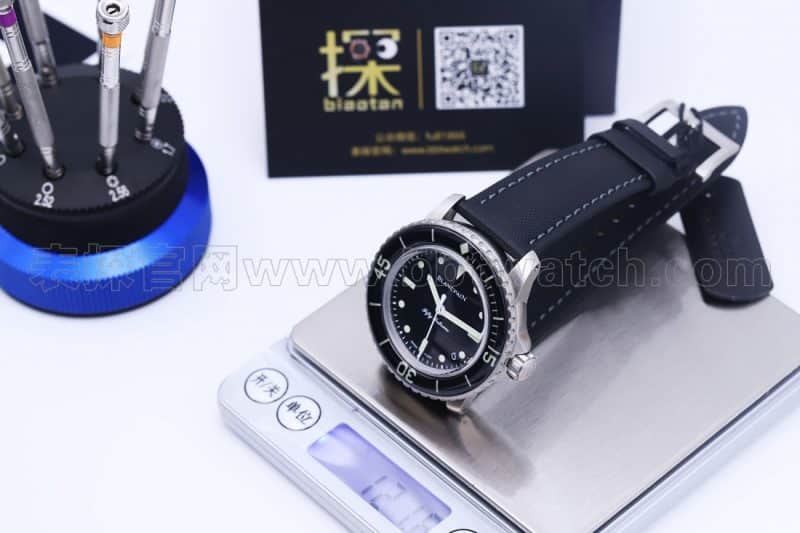 zf厂宝珀五十噚蛙人突击队限量复刻手表评测重量图