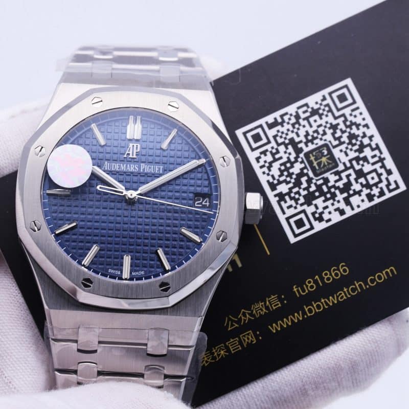 爱彼皇家橡树15500复刻评测——15400新一代硬汉阳刚气质手表正面图
