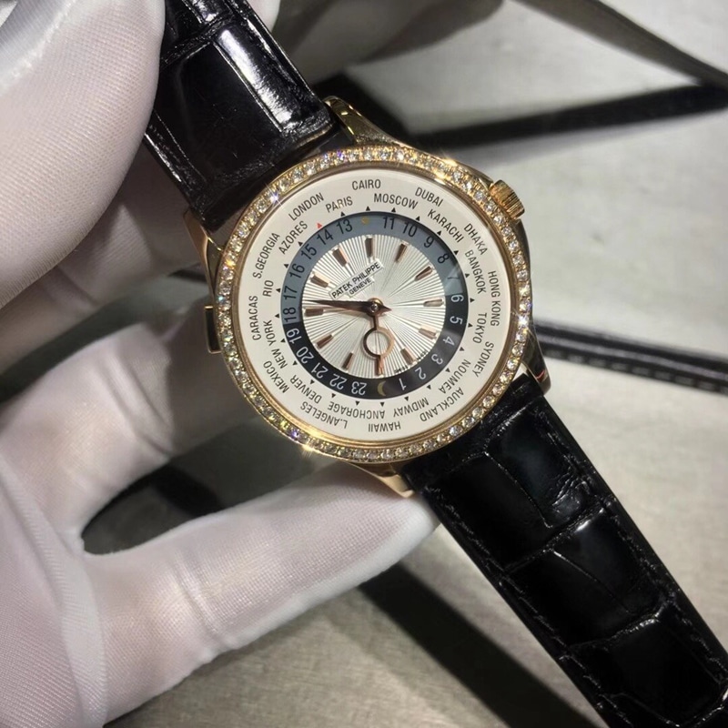 百达翡丽复杂功能计时系列 18K真金真钻 瑞士机械机芯 39.5mm正面图