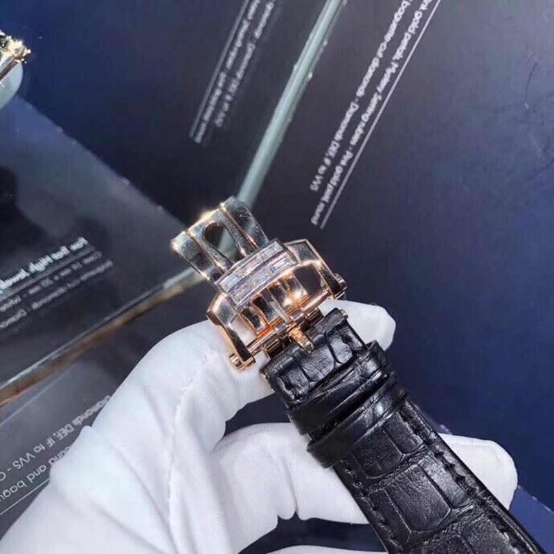 百达翡丽运动系列 原装后真钻 40mm表扣图