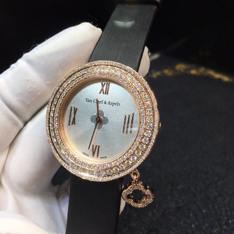 梵克雅宝女表 37mm 石英机芯 真金真钻正面图