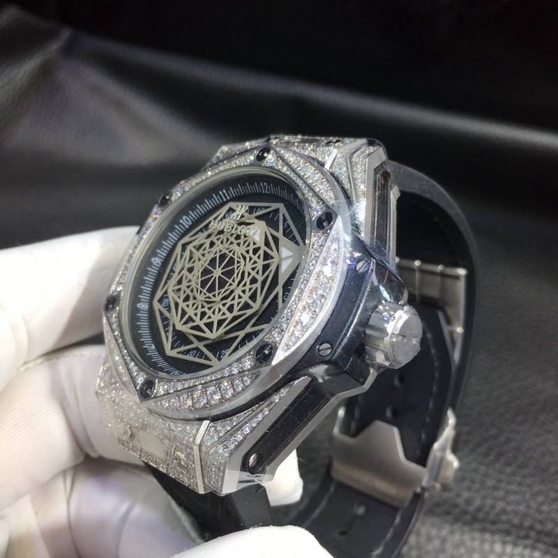 宇舶刺青真金南非真钻机械手表细节图