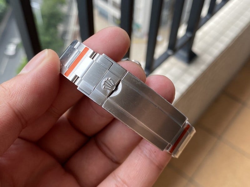 复刻手表NOOB厂劳力士黑水鬼V11版潜航者上手图实拍表扣图