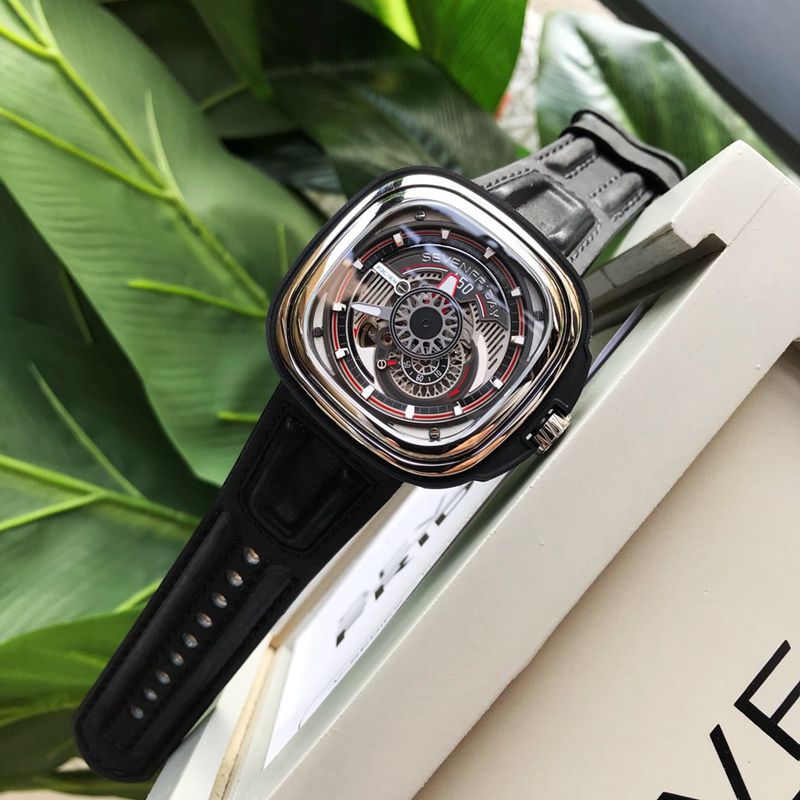 七个星期五sevenFRIDAY P3C/01型手表复刻手表正面图