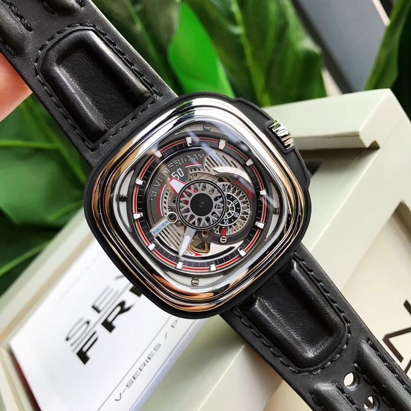 七个星期五sevenFRIDAY P3C/01型手表复刻手表正面图