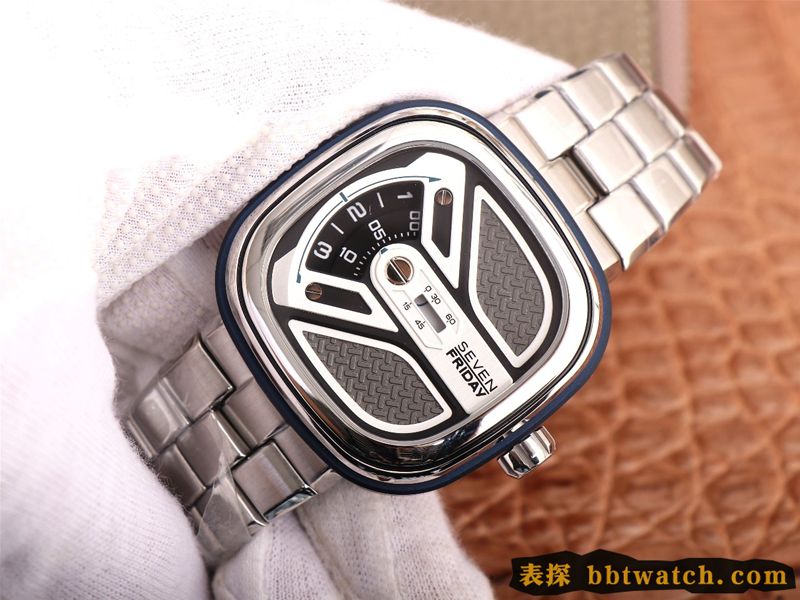 复刻手表SEVENFRIDAY/七个星期五手表瑞士自动机械男表钢带大表盘M1B/01M正面图