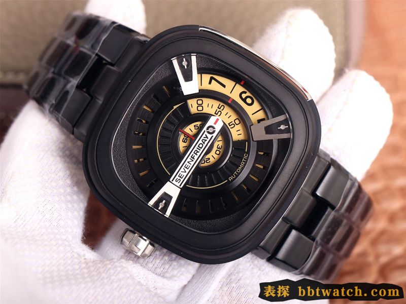 复刻手表七个星期五SEVENFRIDAY/自动机械男表瑞士钢带大表盘全黑色正面图