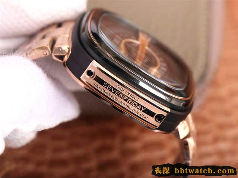 七个星期五复刻手表SEVENFRIDAY/自动机械男表瑞士钢带大表盘玫瑰金色侧面图