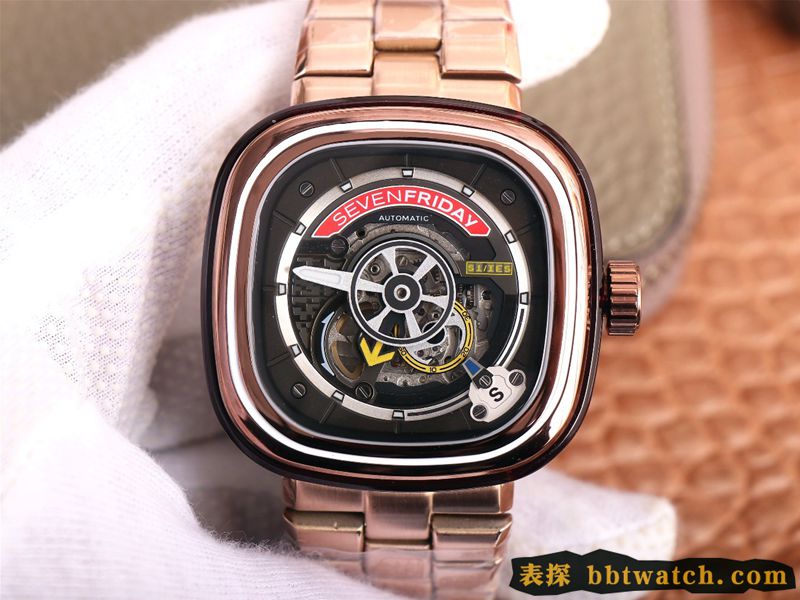 七个星期五复刻手表玫瑰金黑盘SEVENFRIDAY/自动机械男表瑞士钢带大表盘镂空正面图