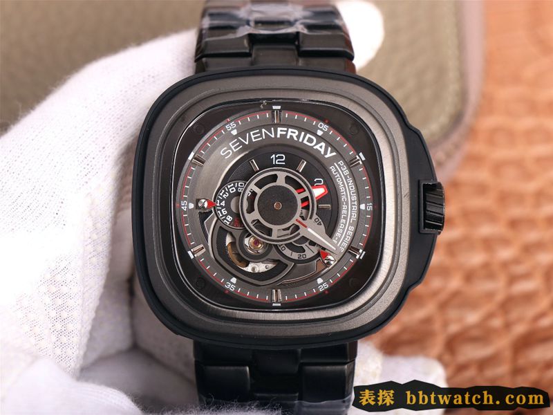 七个星期五复刻手表全黑超酷镂空SEVENFRIDAY/自动机械时尚男表瑞士钢带大表盘正面图