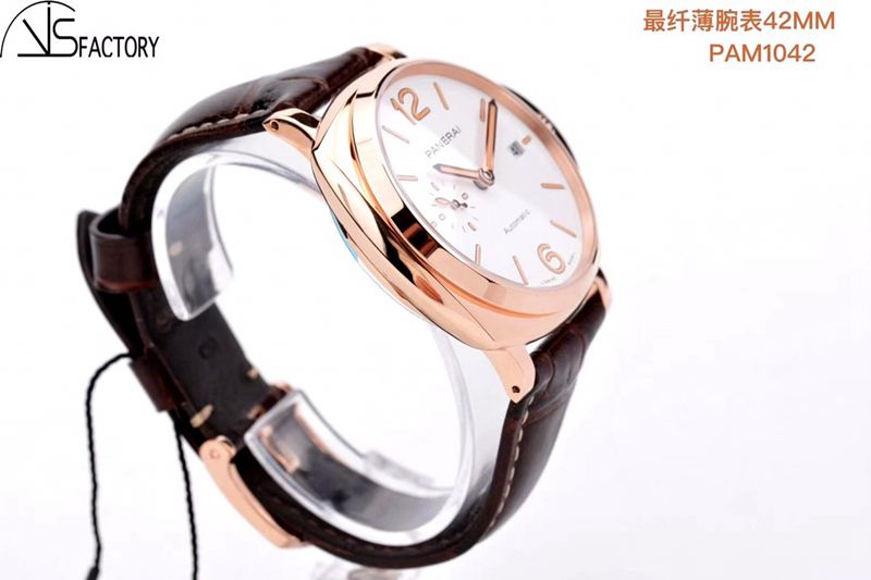 沛纳海高仿手表Luminor Due小红金42MM腕表侧面图