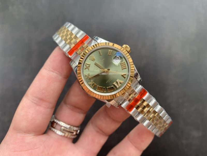 劳力士精仿手表日志型 31mm 全自动机械间金女装正面图