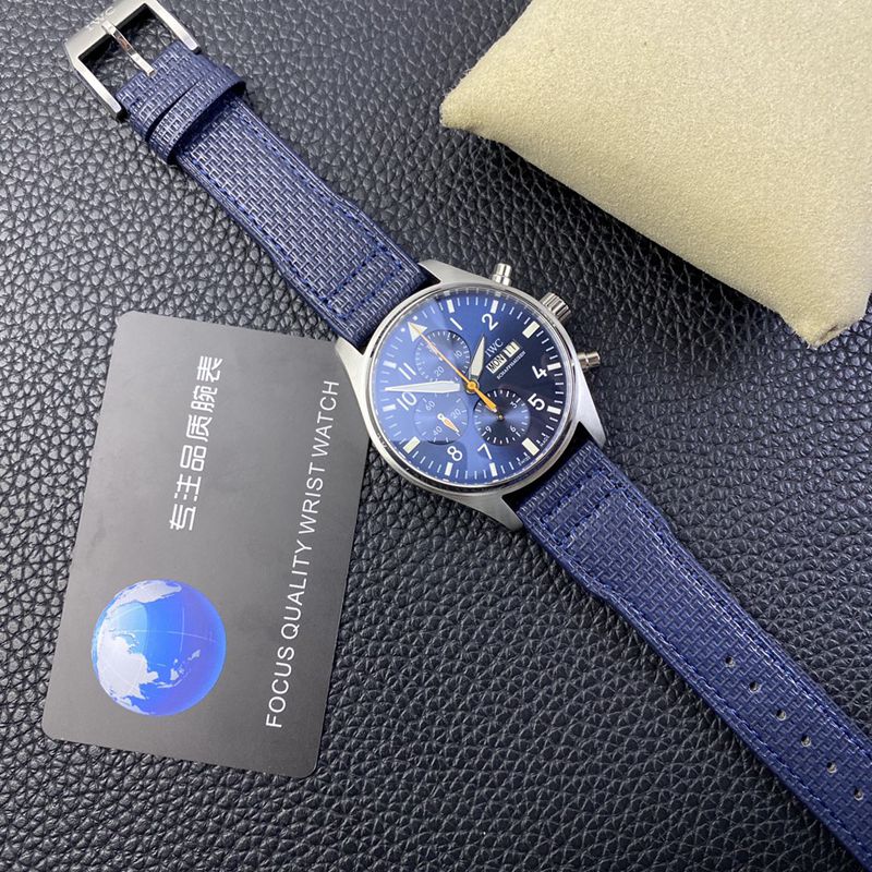 IWC万国精仿手表飞行员系列IW377729腕表蓝队长特别版男士机械腕表正面图