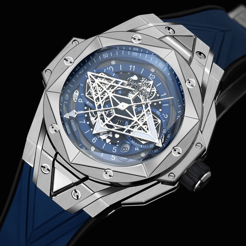 Hublot宇舶复刻手表全新BigBangSangBleuII刺青男士机械腕表正面图