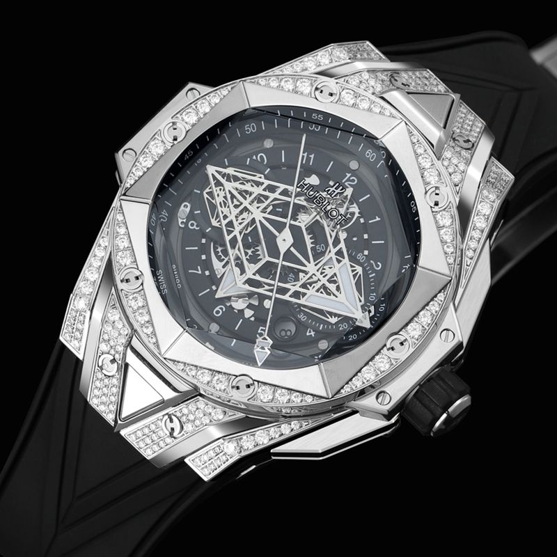 Hublot宇舶复刻手表全新BigBangSangBleuII刺青男士机械腕表正面图
