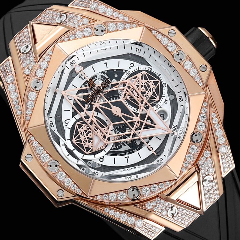 Hublot宇舶精仿手表手表全新BigBangSangBleuII刺青男士机械腕表正面图