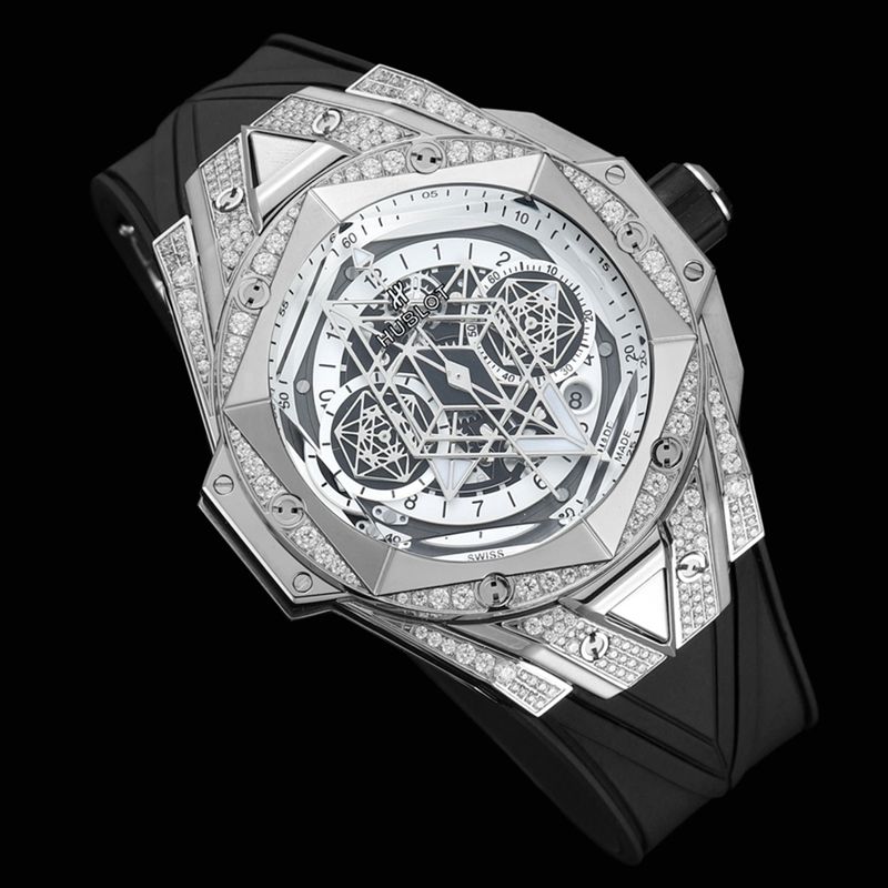 Hublot宇舶高仿手表全新BigBangSangBleuII刺青男士机械腕表正面图