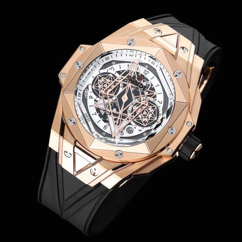 Hublot宇舶精仿手表全新BigBangSangBleuII刺青男士机械腕表正面图