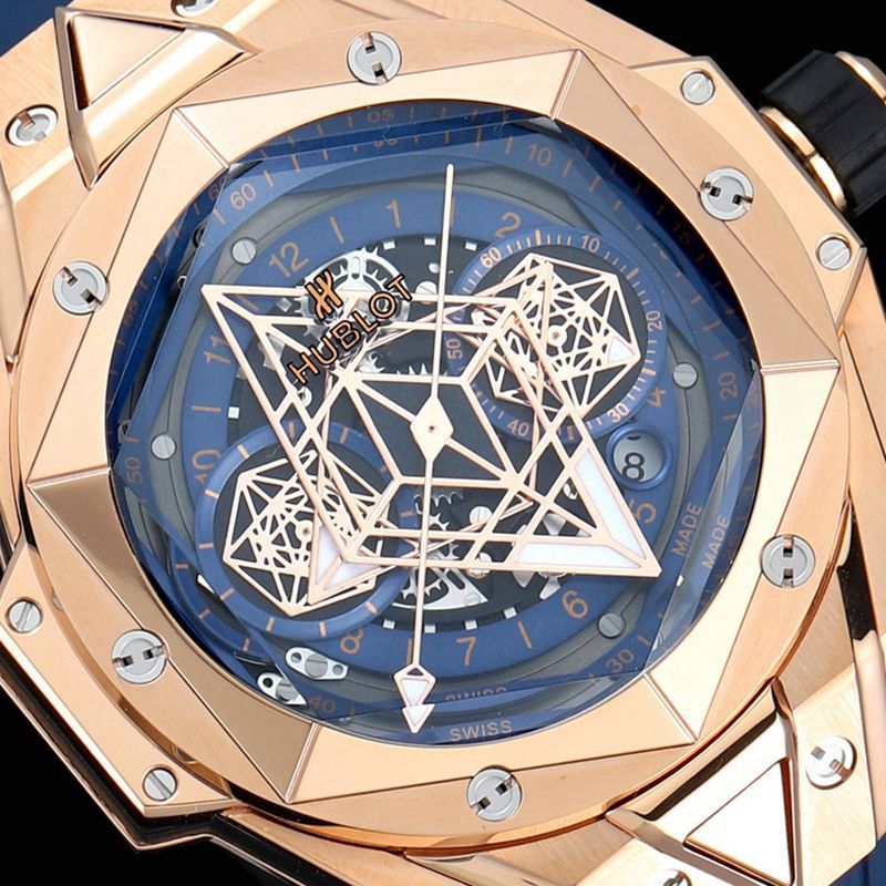 Hublot宇舶精仿手表全新BigBangSangBleuII刺青男士机械腕表正面图