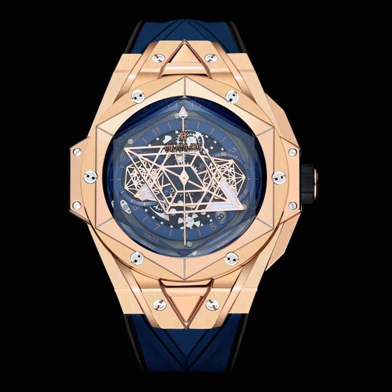 Hublot宇舶精仿手表全新BigBangSangBleuII刺青男士机械腕表正面图
