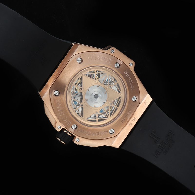 Hublot宇舶精仿手表手表全新BigBangSangBleuII刺青男士机械腕表机芯图