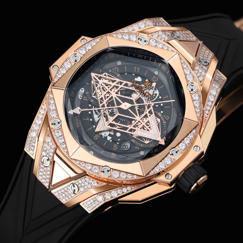 Hublot宇舶精仿手表手表全新BigBangSangBleuII刺青男士机械腕表正面图