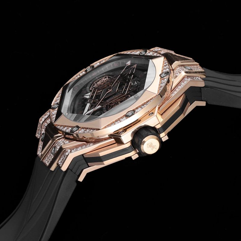 Hublot宇舶精仿手表手表全新BigBangSangBleuII刺青男士机械腕表侧面图