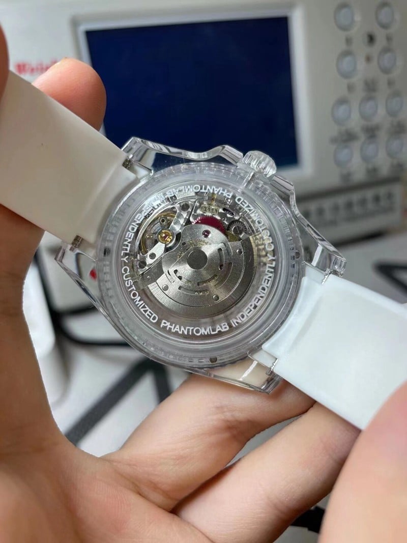 劳力士复刻黑水鬼透明手表3135机芯黑面机芯图