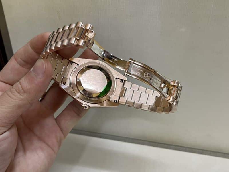 劳力士顶级精仿手表日志系列玫瑰金款真金真钻男士机械腕表后盖图