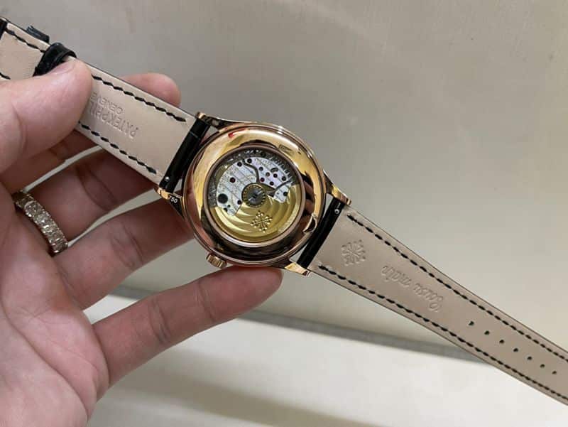 百达翡丽高仿手表复杂月历日历星期系列男士皮带机械玫瑰金腕表机芯图
