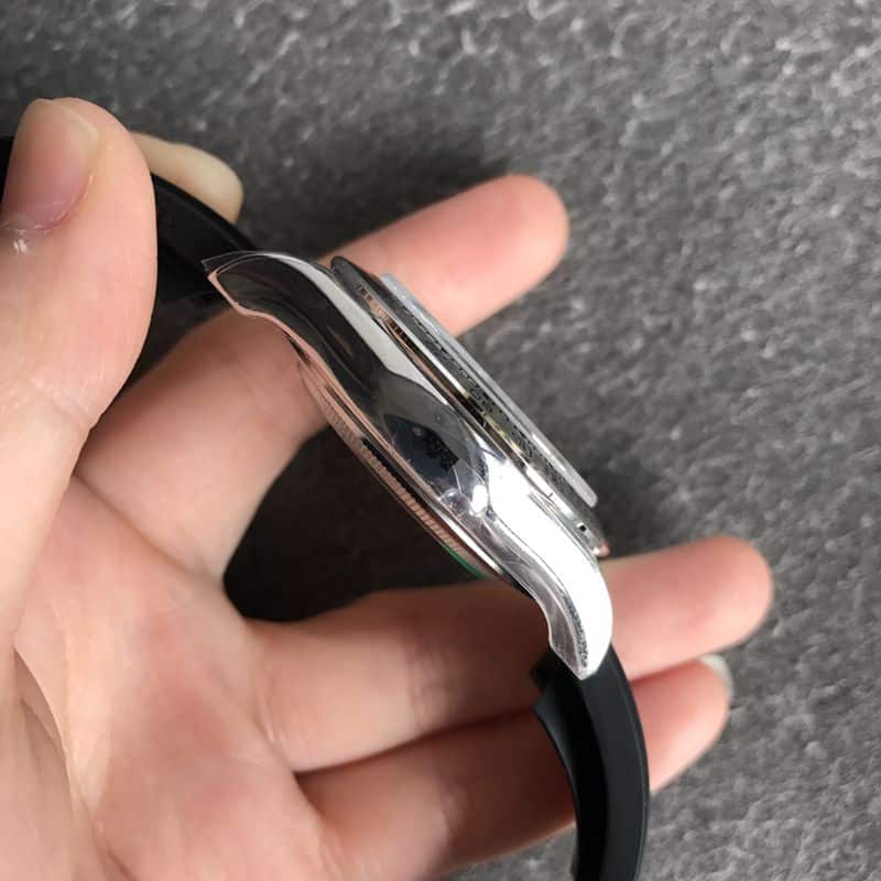 劳力士顶级精仿手表白金迪通拿系列陨石面男士机械腕表侧面图