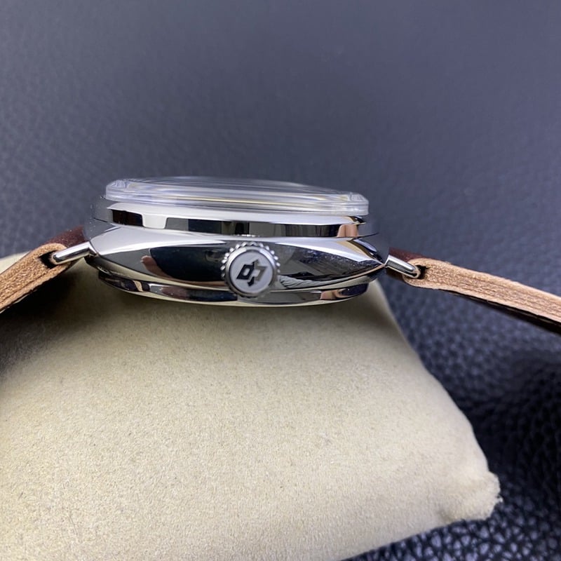 SF厂沛纳海复刻pam00449手表p3000双发条手上链机芯超强动力复古盘侧面图