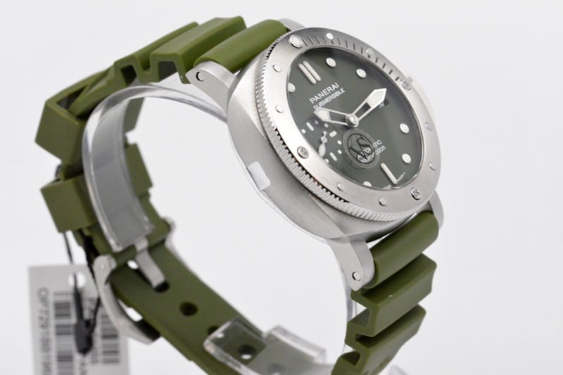 VS厂2020 沛纳海复刻新品PAM1055手表 42MM 绿海魂侧面图