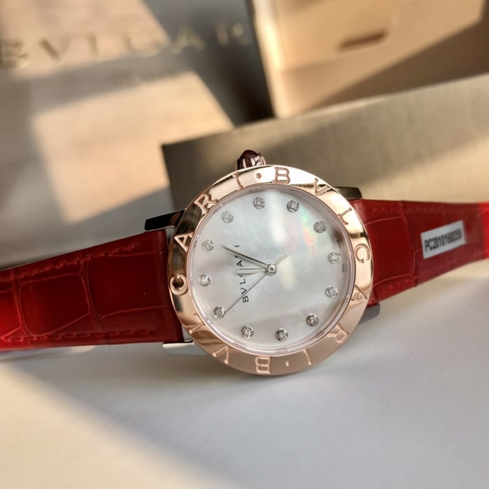 顶级复刻手表宝格丽女款白盘自动机械皮带腕表正面图