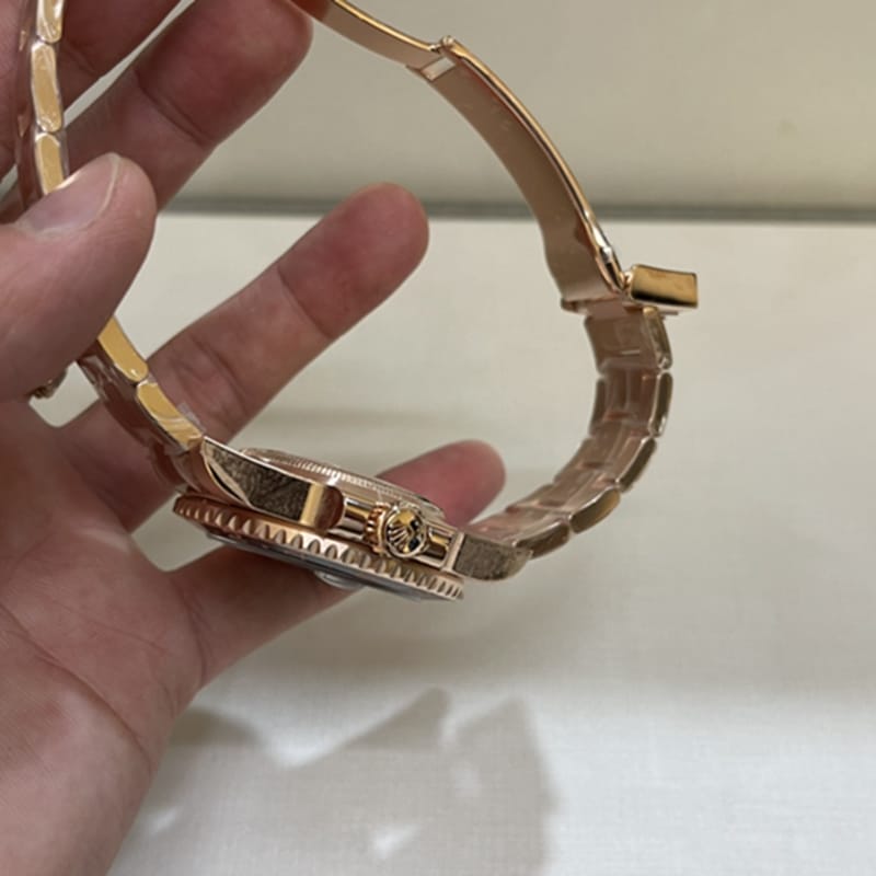劳力士男款真金真钻腕表细节图