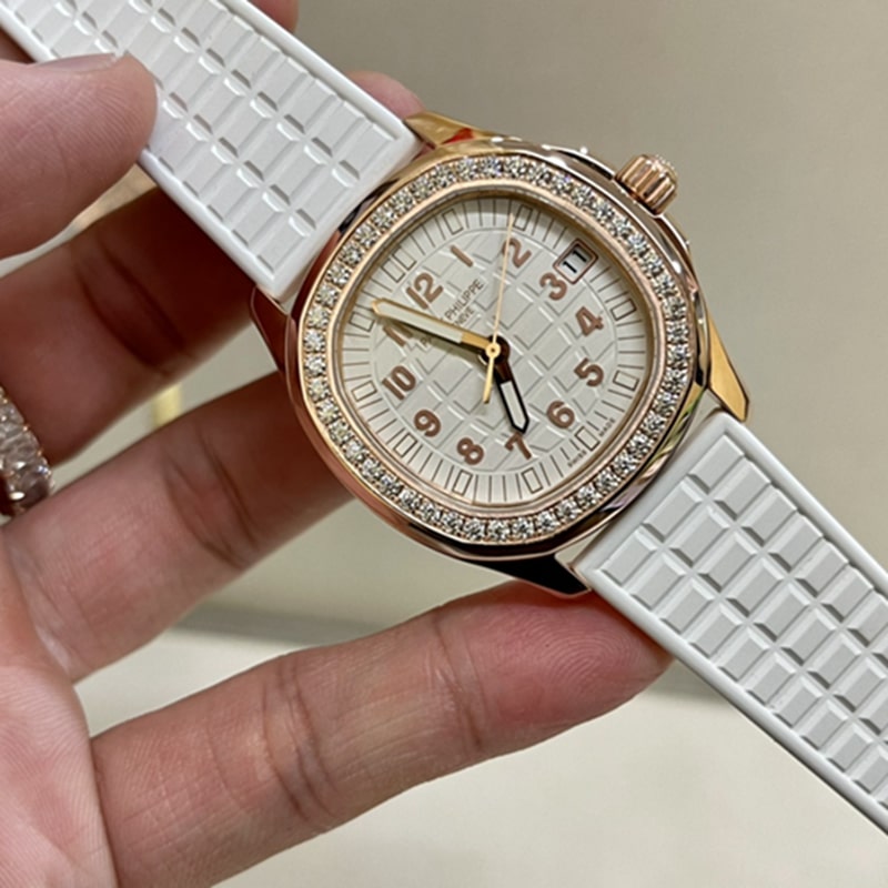 顶级复刻手表百达翡丽手雷女款真金真钻腕表正面图