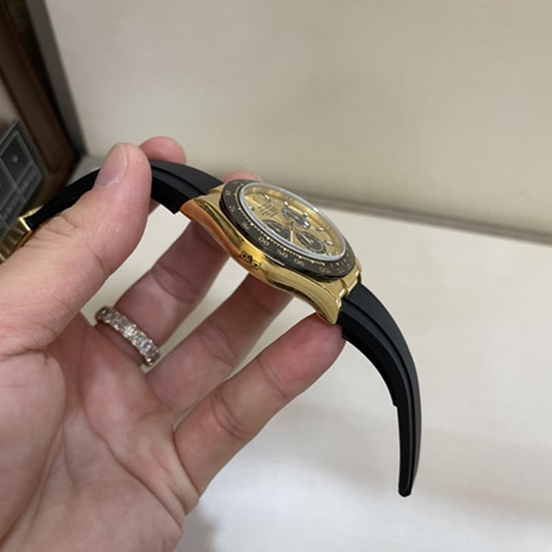 劳力士男款真金真钻腕表侧面图